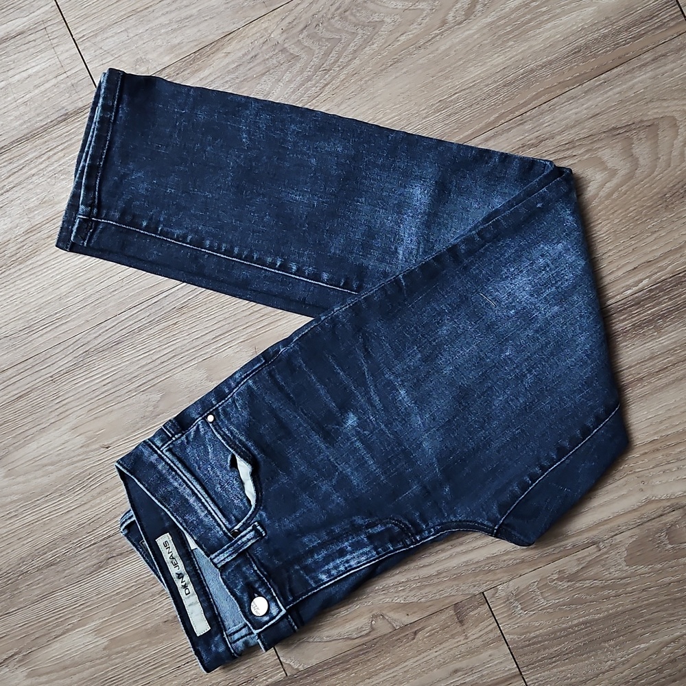 DKNY Jeans Mid Rise Distressed Stretch Cropped Ankle Blue Jeans Women's 06 - Picture 8 of 14